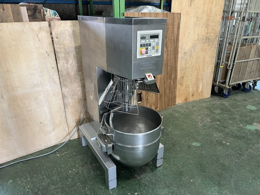 【美品】業務用ミキサー　SK60コート　 三相200V 2019年 60コート縦型ミキサー 三相200V MS-60 重量450㎏ 愛工舎 製菓
